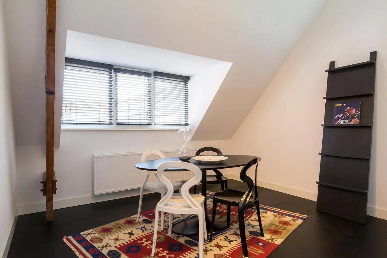Book & Stay Eindhoven