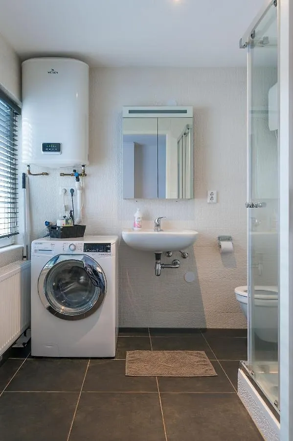 Book & Stay Eindhoven 0*,  Paesi Bassi