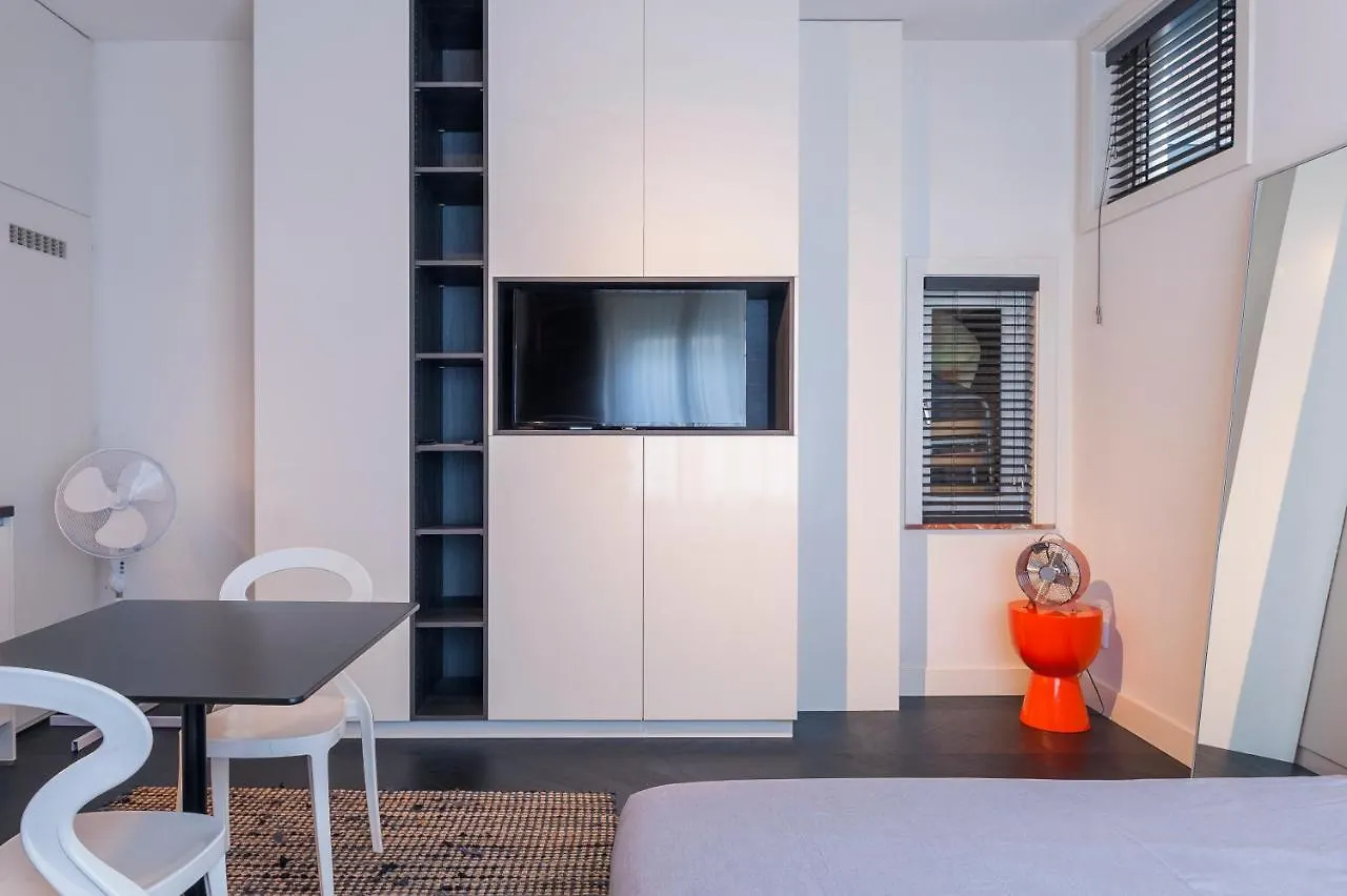 Book & Stay Eindhoven 0*,  Paesi Bassi